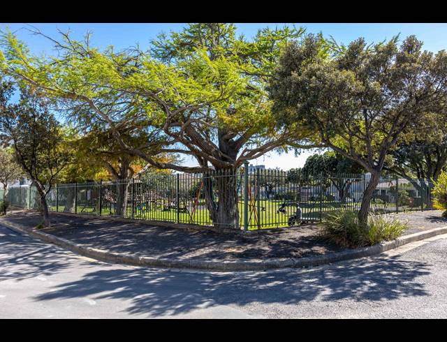 1 BEDROOM GATED ESTATE TO LET IN DEVILS PEAK ESTATE